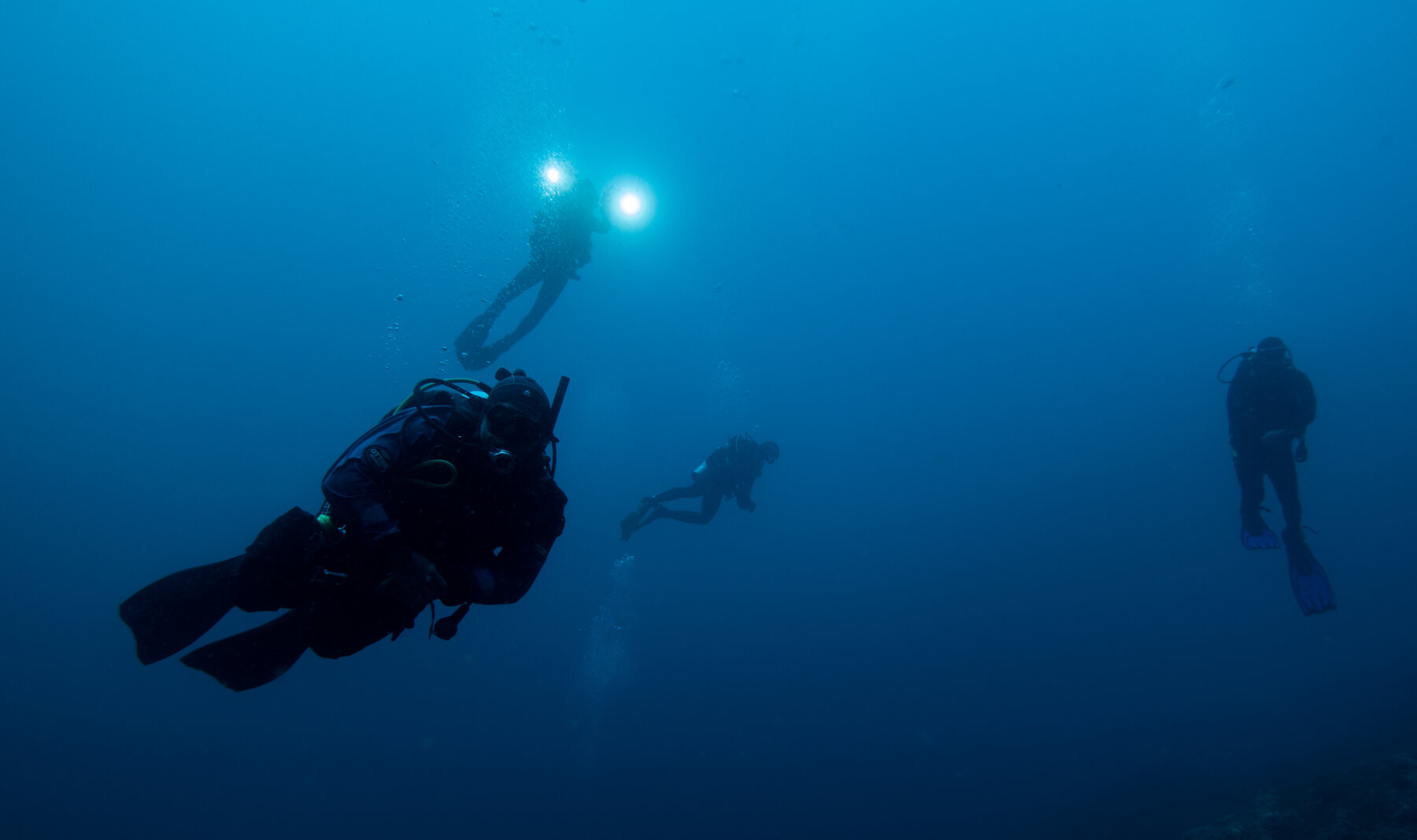 Equipo de buceo profesional de V&B